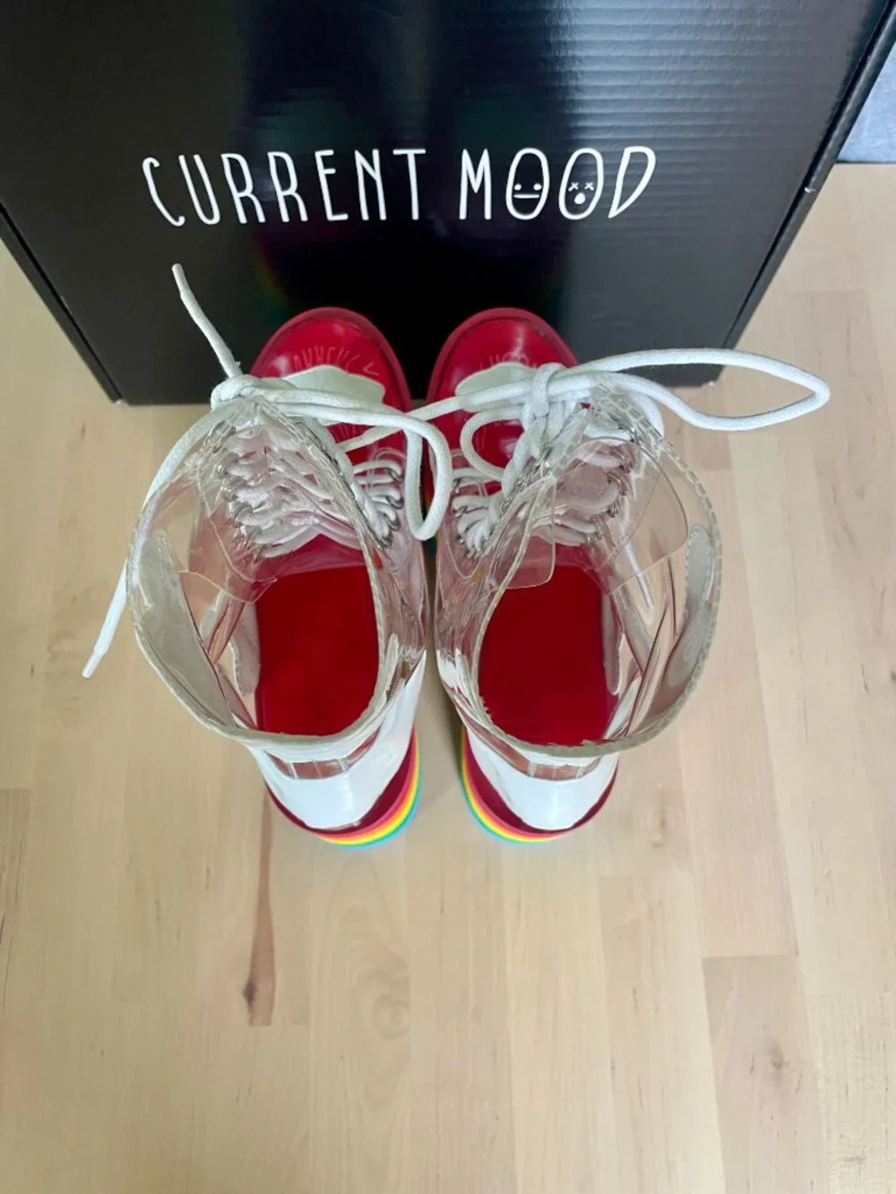 Dolls Kill Current Mood Rainbow & Clouds Happy Daze Platforms size 7 NEW IN BOX